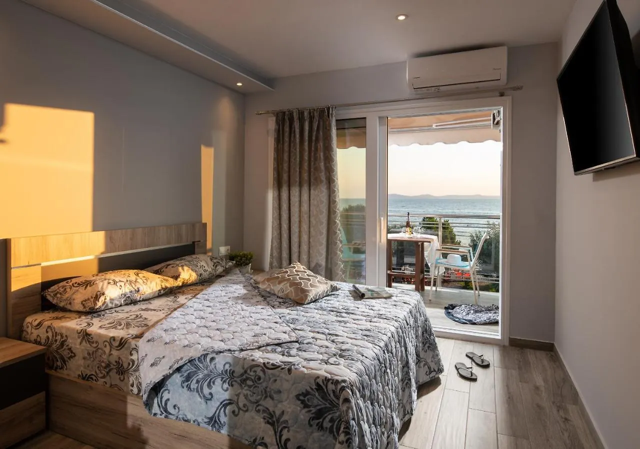 Sunset Studios - Suites With Seaview & Back Side Apartements Toroni Apartment